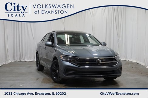 Certified 2024 Volkswagen Jetta SE w/ Panoramic Sunroof Package image 1