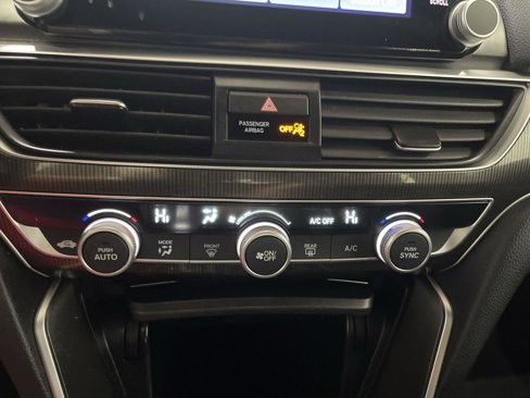 Certified 2022 Honda Accord Sport image 18