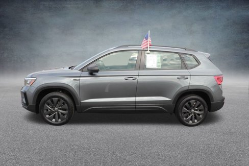 Used 2024 Volkswagen Taos S image 7
