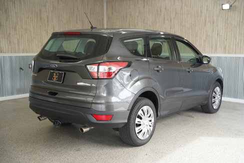 Used 2018 Ford Escape S image 10