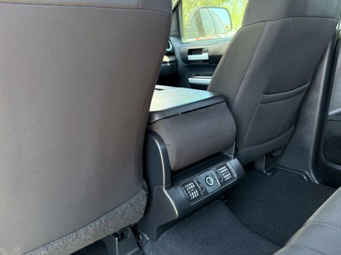 Used 2018 Toyota Tundra SR5 image 21