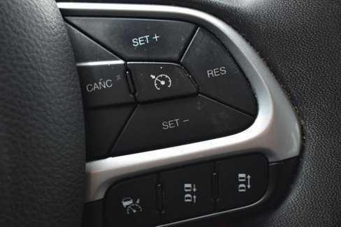 Used 2021 Jeep Compass Trailhawk image 25