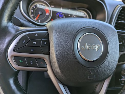 Certified 2021 Jeep Cherokee Latitude Lux w/ Sun & Sound Group image 16