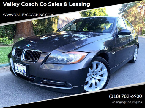 Used 2006 BMW 330i Sedan image 1