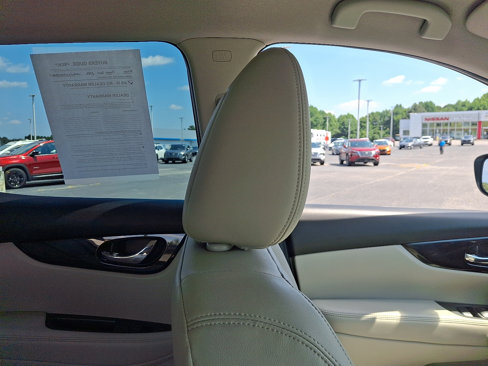 Used 2022 Nissan Rogue Sport SL image 13