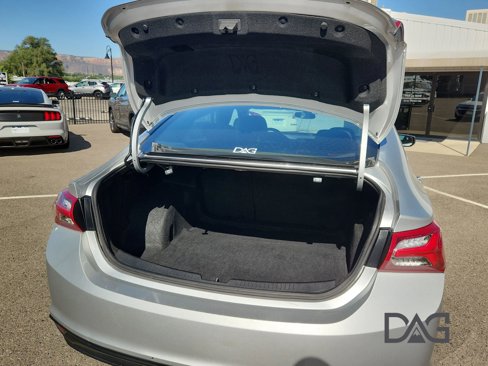Used 2022 Chevrolet Malibu LT image 22