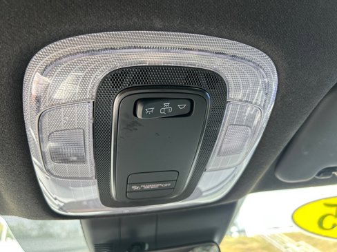 Certified 2025 Hyundai Elantra Sport image 29