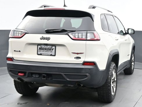 Used 2019 Jeep Cherokee Trailhawk image 6