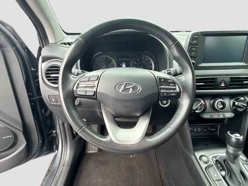 Used 2021 Hyundai Kona SEL Plus image 11