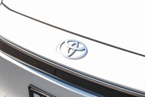 Used 2024 Toyota bZ4X XLE image 6