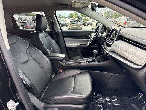 Used 2022 Jeep Compass Latitude image 15