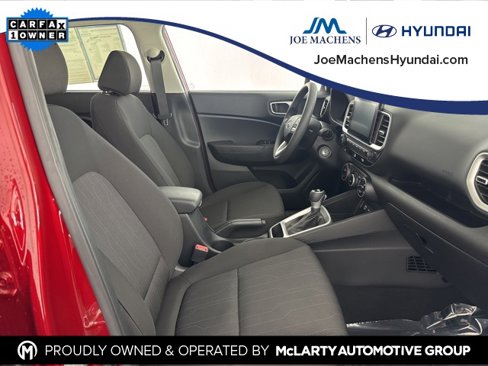 Used 2024 Hyundai Venue SE image 25