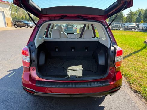 Used 2014 Subaru Forester 2.5i image 3