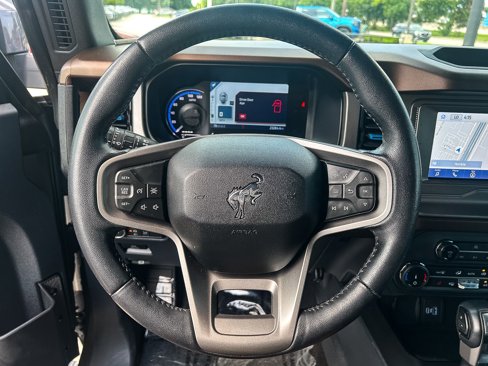 Used 2022 Ford Bronco Outer Banks image 11