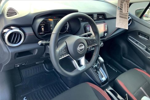 New 2025 Nissan Versa SR w/ Trunk Package image 7