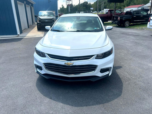 Used 2016 Chevrolet Malibu LT image 2