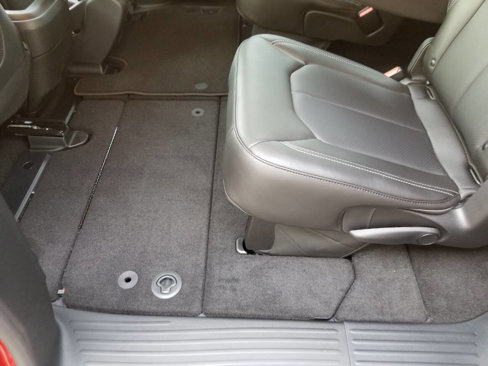 New 2026 Chrysler Voyager LX image 18