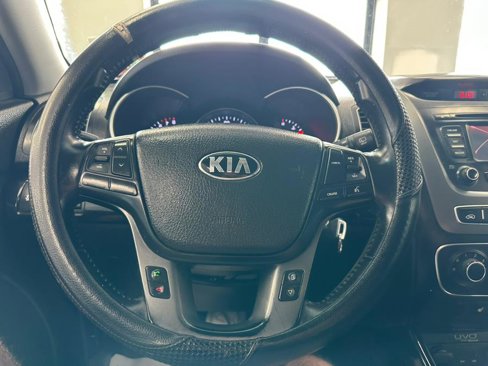 Used 2014 Kia Sorento LX image 40