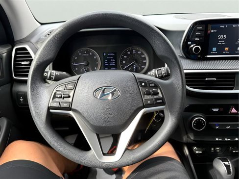 Used 2019 Hyundai Tucson SE image 11