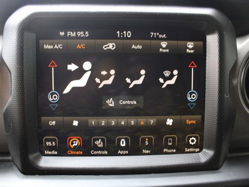 Certified 2022 Jeep Wrangler Unlimited Sport w/ Sun And Sound Package image 14