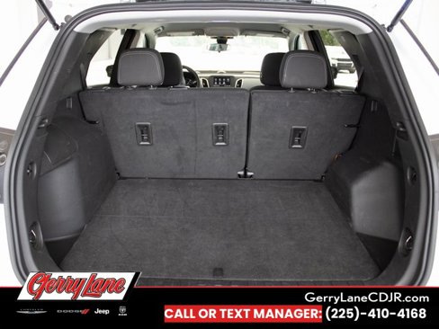 Used 2023 Chevrolet Equinox LT image 6