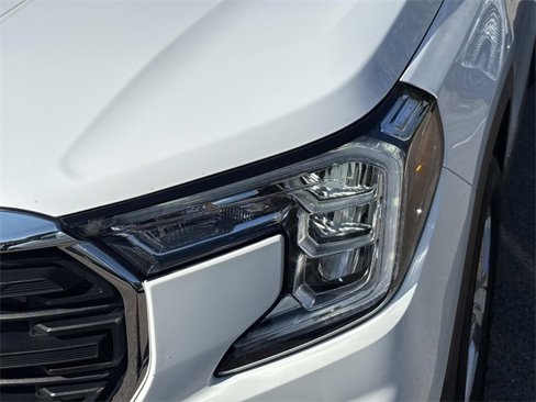 Used 2022 GMC Terrain SLE w/ Driver Convenience Package image 10