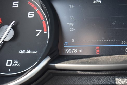 Used 2022 Alfa Romeo Giulia Sprint image 31