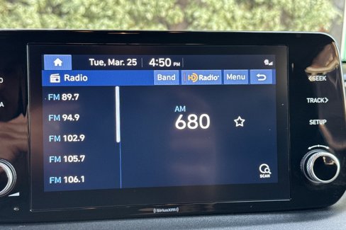 Used 2022 Hyundai Santa Fe SEL w/ Cargo Package image 17
