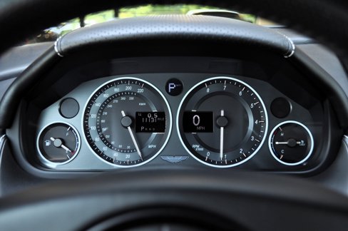 Used 2012 Aston Martin DB9 Volante image 31