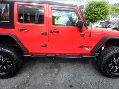 Used 2013 Jeep Wrangler Unlimited Sport image 5