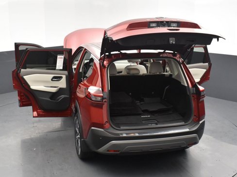 Used 2022 Nissan Rogue SV image 30