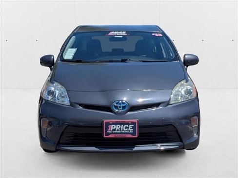 Used 2013 Toyota Prius Two image 2