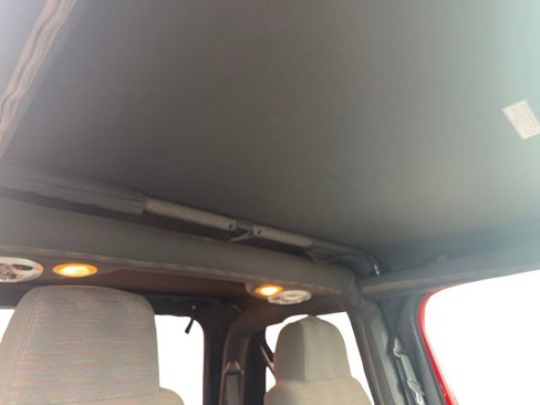 Used 2005 Jeep Wrangler Rubicon image 23