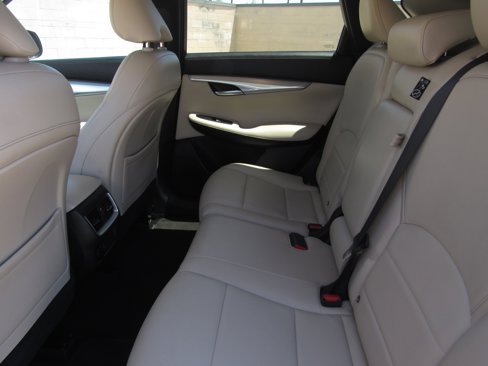 Used 2020 INFINITI QX50 Luxe w/ Navigation Package image 16
