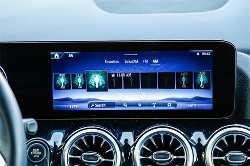 Used 2025 Mercedes-Benz GLA 250 image 12