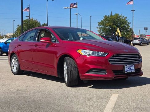 Certified 2016 Ford Fusion SE image 5