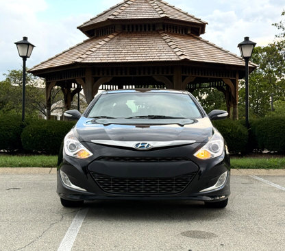 Used 2014 Hyundai Sonata Limited w/ Panoramic Sunroof Package 02 image 2
