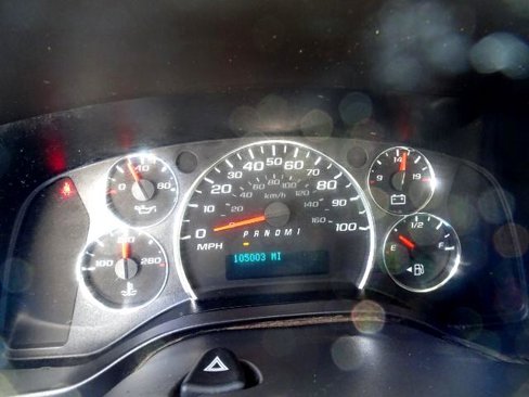 Used 2017 Chevrolet Express 3500 image 25