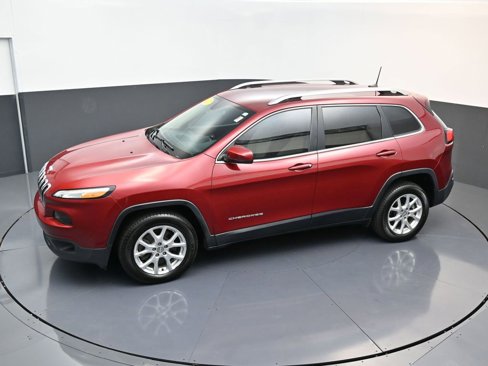 Used 2017 Jeep Cherokee Latitude w/ Safety/Convenience Group image 18