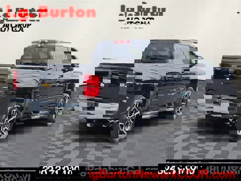 Used 2016 Chevrolet Silverado 1500 LT w/ LPO, Black Pack image 6