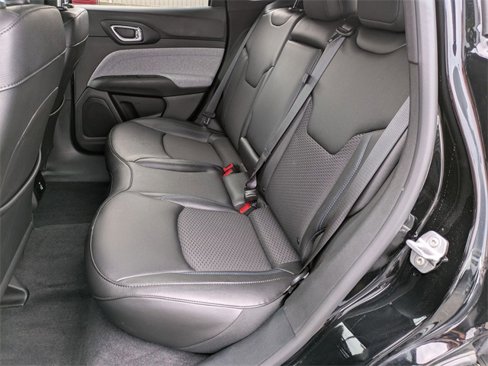 New 2025 Jeep Compass Latitude w/ Convenience Group image 23