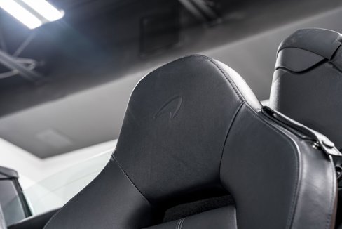 Used 2020 McLaren 570S Spider image 19