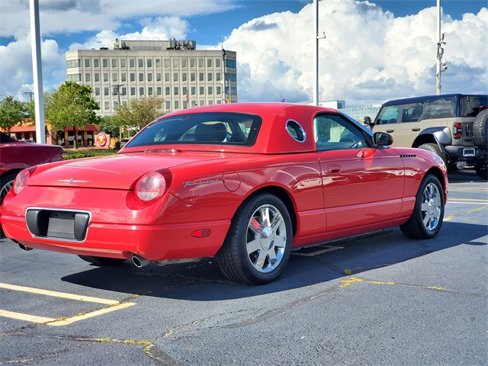 Used 2002 Ford Thunderbird image 3