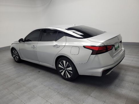 Used 2019 Nissan Altima 2.5 SL image 3
