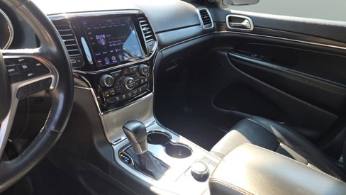 Used 2019 Jeep Grand Cherokee Limited w/ Luxury Group II image 19