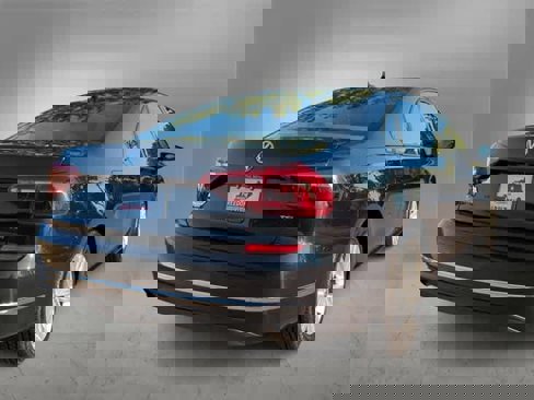 Used 2019 Volkswagen Passat 2.0T Wolfsburg image 8