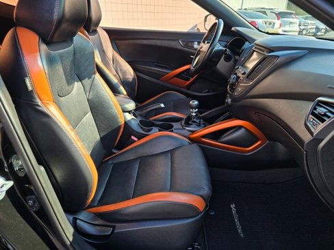 Used 2016 Hyundai Veloster Turbo image 42