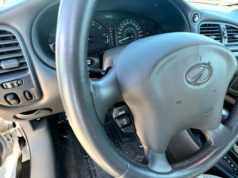 Used 2002 Oldsmobile Alero GL image 47