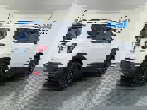 Used 2020 Jeep Renegade Altitude image 4