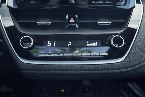 Used 2020 Toyota Corolla XSE image 49